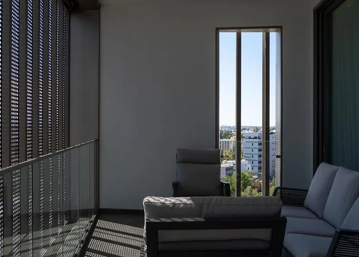 Day 3 Bedroom * 尼科西亚