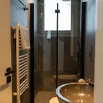 아파트 Day 3 Bedroom 니코시아
